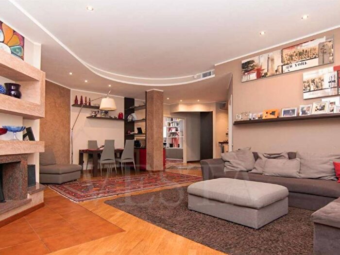 Appartamento quadrilocale in affitto in via RUBENS, San Siro, Milano