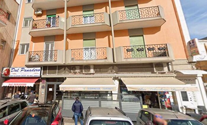 Appartamento bilocale in affitto in Piazza Umberto I, Carbonara di Bari, Bari