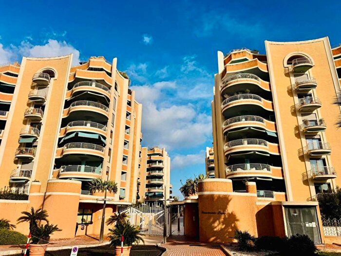 Appartamento trilocale in affitto in Via Robert Musil, Talenti Monte Sacro, Roma