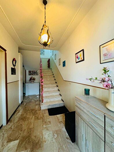 Casa con 5 locali in vendita in Via Misurina, Pordenone