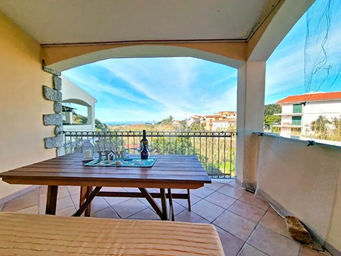 Appartamento bilocale in vendita in Via Olbia, Badesi