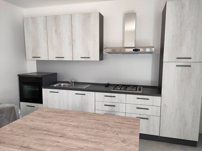 Appartamento trilocale in affitto in Centro, Lozzo Atestino