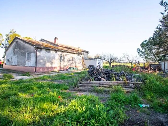 Casa quadrilocale in vendita in Strada Vicinale Vado Biccari, Lucera