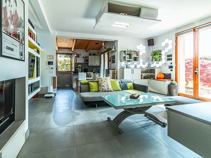 Casa trilocale in vendita in Via Basiaghe d, Imola