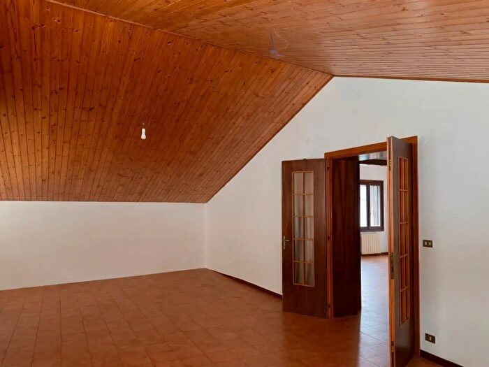 Casa con 8 locali in vendita in Via Braglio, Marano Vicentino