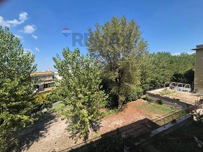Appartamento con 5 locali in vendita in Via San Castrese, Marano Di Napoli