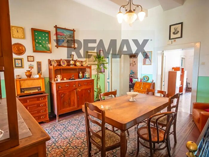 Casa con 14 locali in vendita in Corso Umberto I, Nizza Di Sicilia