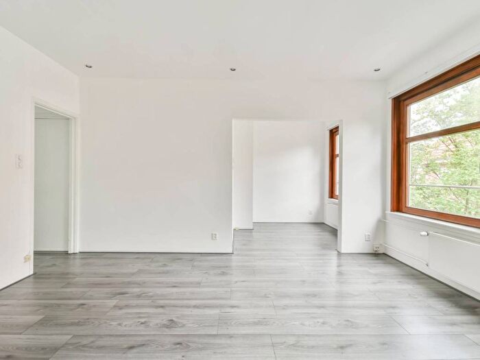 Appartamento trilocale in affitto in Maggiolina, Milano