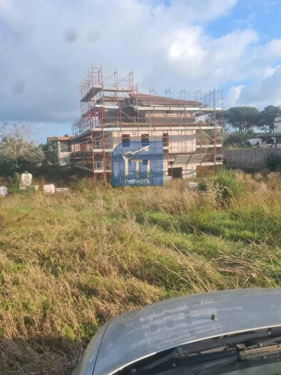 Casa con 7 locali in vendita in Via di Fossignano, Aprilia