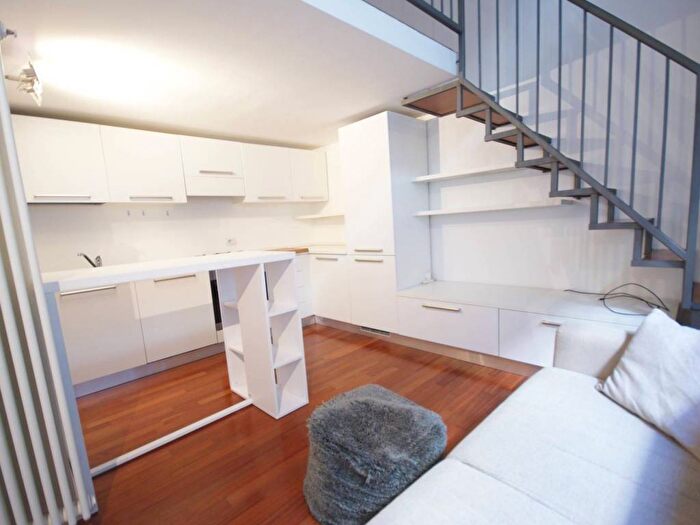 Appartamento bilocale in affitto in Via Valsugana, Ripamonti Fondazione Prada, Milano