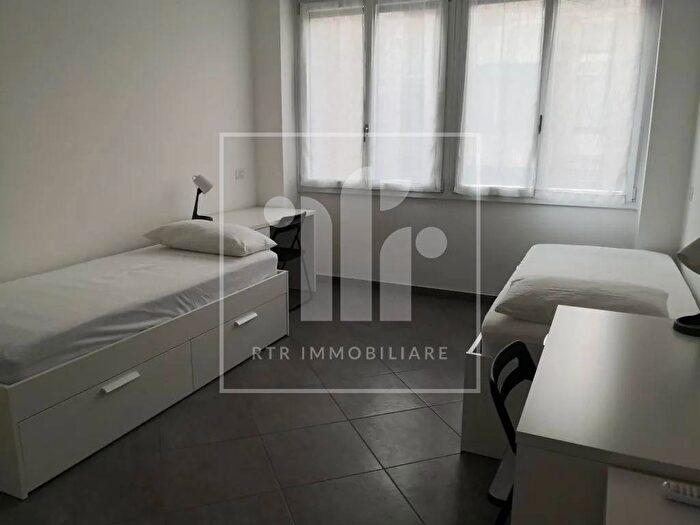 Appartamento trilocale in affitto in Galleria Buenos Aires, Morgagni, Milano