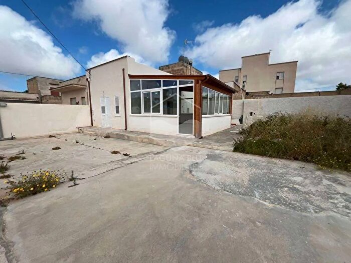 Casa trilocale in vendita in Cda Cardilla, Marsala