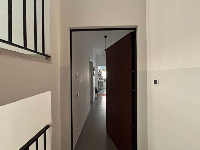 Appartamento trilocale in vendita in Largo Italia, Torremezzo Di Falconara, Falconara Albanese