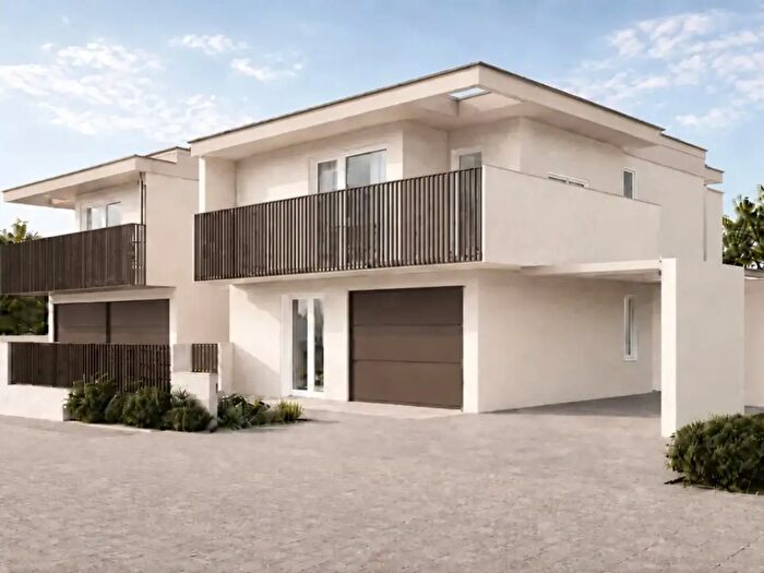 Appartamento quadrilocale in vendita in Via San Pio X a, Castelfranco Veneto