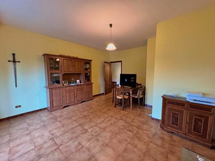 Appartamento quadrilocale in affitto in Via Massa dAlbe, Avezzano