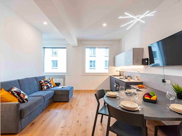 Appartamento bilocale in affitto in Piazza Dante, Centro Città, Genova