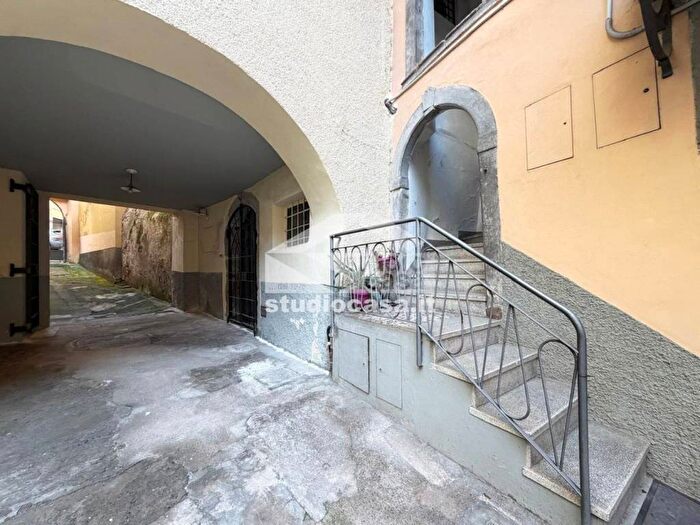 Casa bilocale in affitto in Lovere