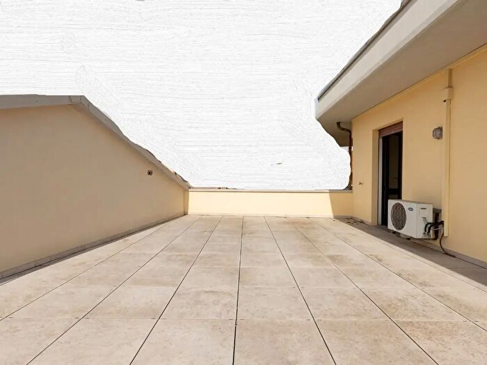 Appartamento con 5 locali in vendita in Ponsacco