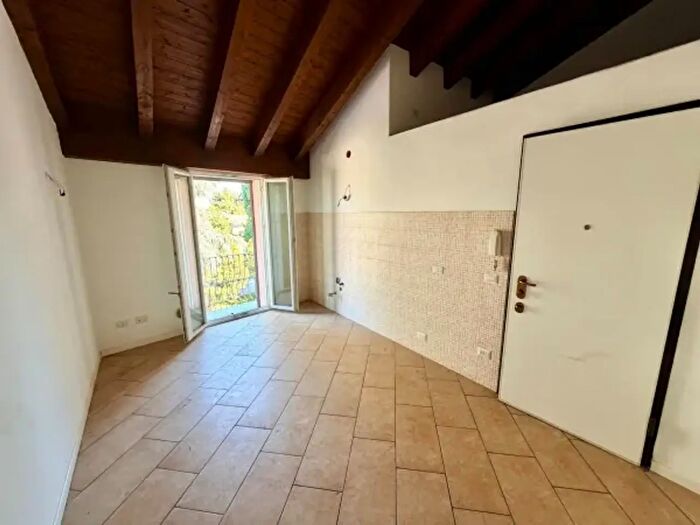 Appartamento bilocale in vendita in Via Roma, Gragnano Trebbiense