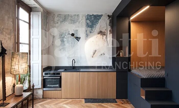 Appartamento trilocale in vendita in Via Marco Emilio Lepido, Bologna