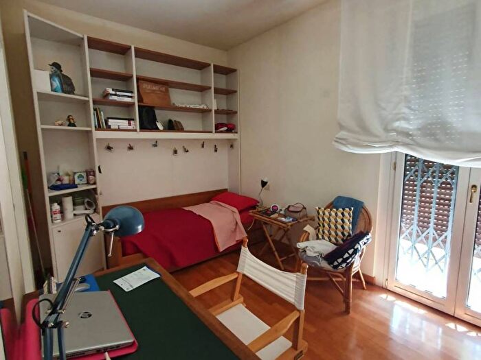 Appartamento con 5 locali in affitto in Via Gustavo Modena, San Donato, Bologna