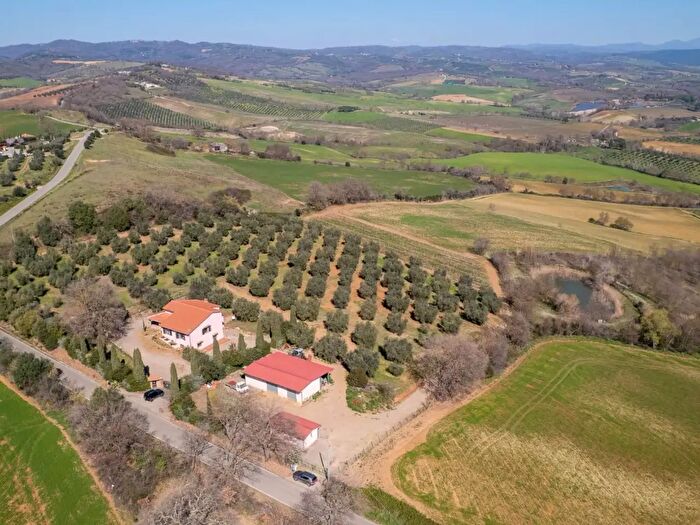 Casa con 10 locali in vendita in Colle di Lupo, Magliano In Toscana