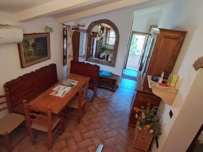 Appartamento trilocale in vendita in Cecina
