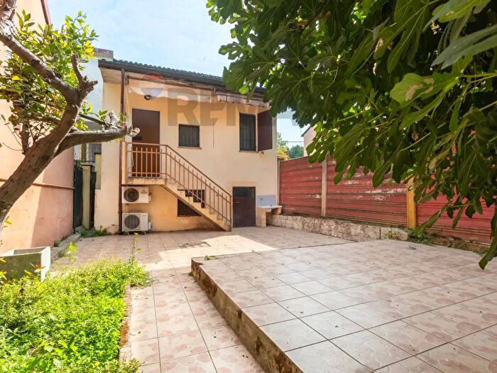 Casa quadrilocale in vendita in Via Roma, San Martino Siccomario