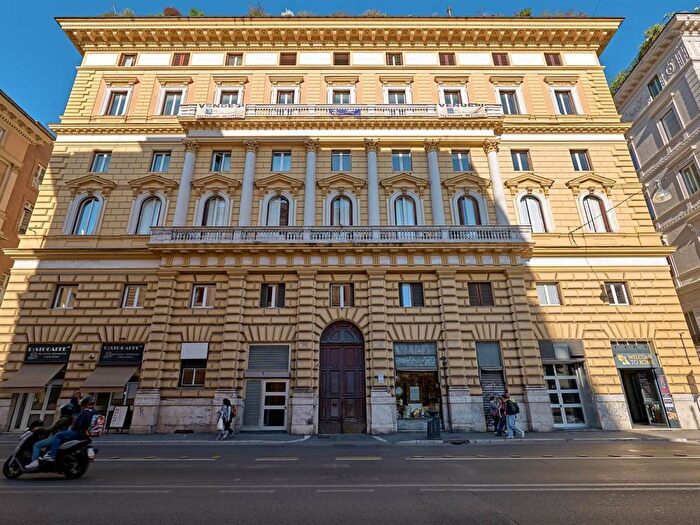 Appartamento con 6 locali in affitto in Corso Vittorio Emanuele II, Piazza Navona, Roma