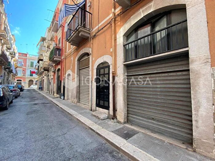 Appartamento trilocale in vendita in Via G Elefante, Barletta