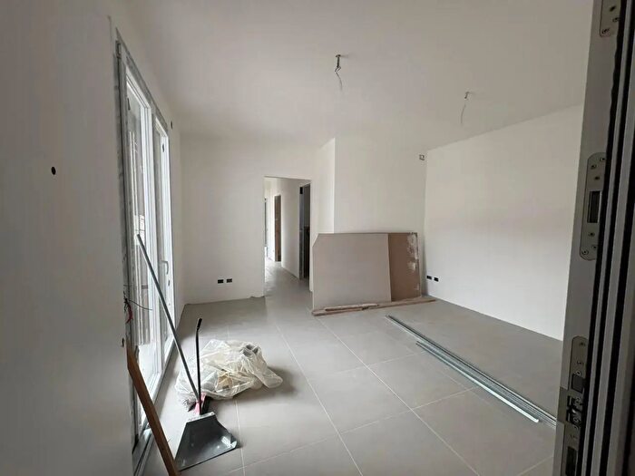 Appartamento trilocale in affitto in Via Cardinale Borromeo, Rubano