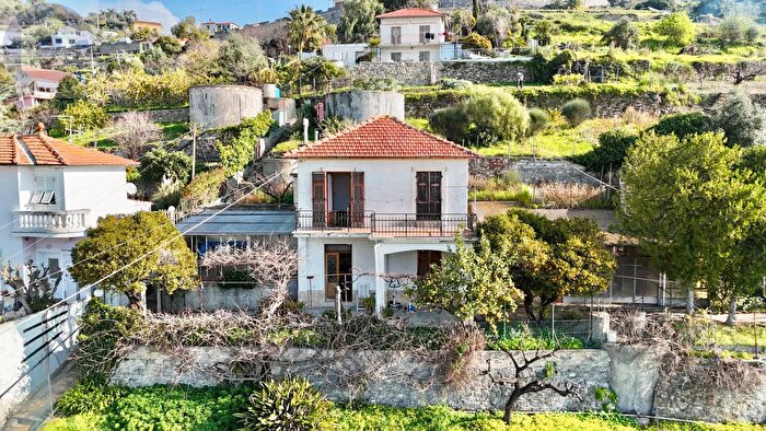 Casa con 5 locali in vendita in Via Wolfgang Goethe, Sanremo