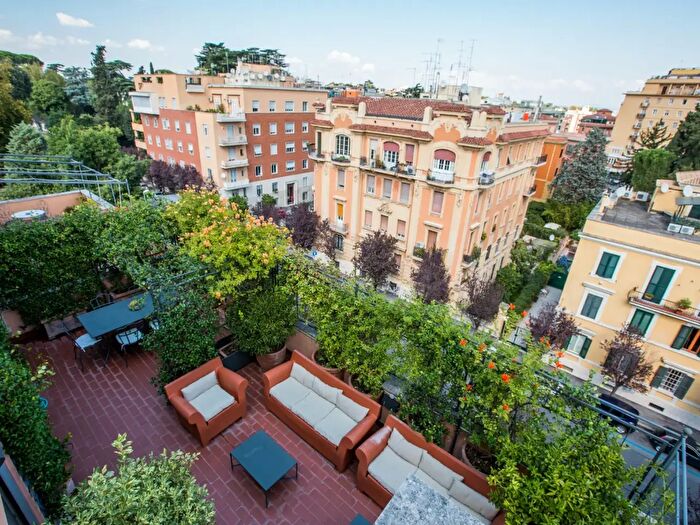 Appartamento con 6 locali in affitto in Via Carlo Fea, Roma