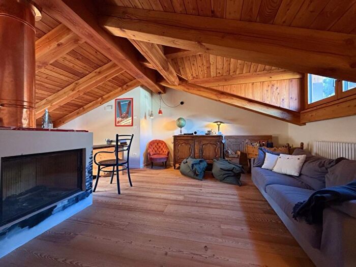 Casa quadrilocale in affitto in Frazione Melezet, Centro, Bardonecchia