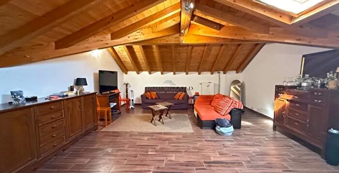 Appartamento in vendita in Abbiategrasso Corso San Pietro, Abbiategrasso