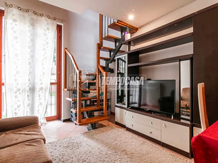 Appartamento bilocale in vendita in Via Luigia Greppi, Olgiate Olona