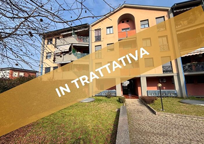 Appartamento bilocale in vendita in Via John Fitzgerald Kennedy, Caronno Pertusella