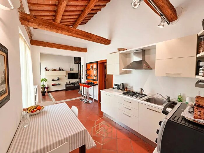 Appartamento trilocale in vendita in Via del Turco, Ferrara