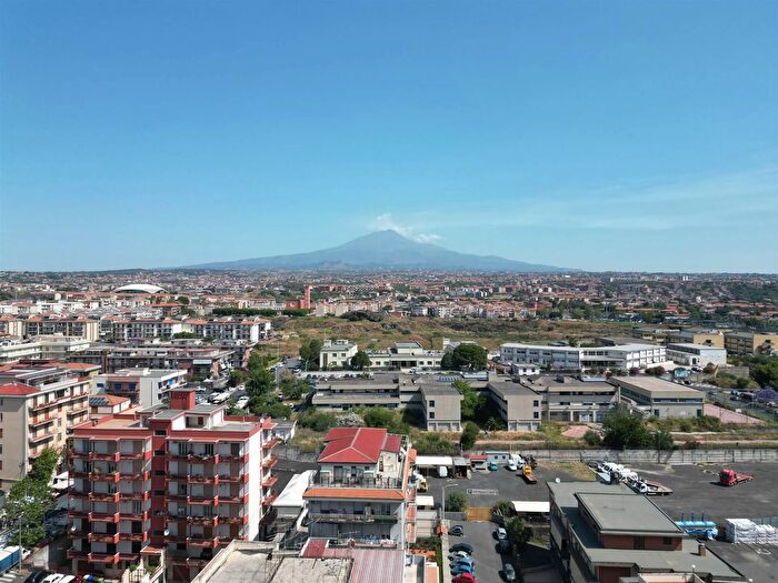 Appartamento trilocale in vendita in Viale Mario Rapisardi Catania, Catania