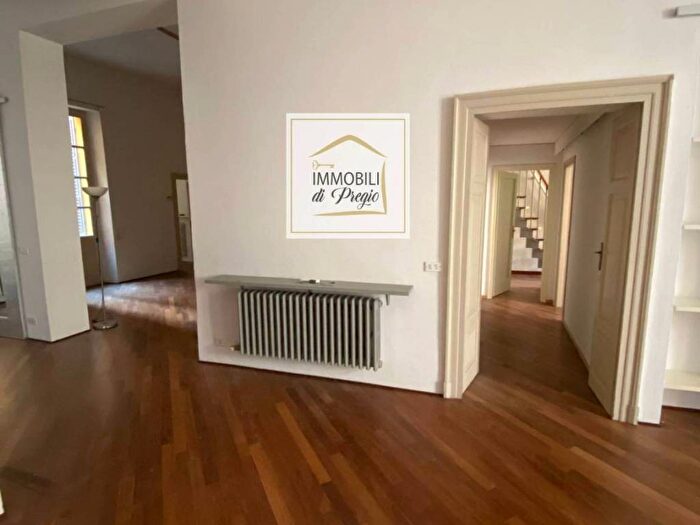 Appartamento quadrilocale in affitto in Strada Felice Cavallotti, Centro Storico, Parma