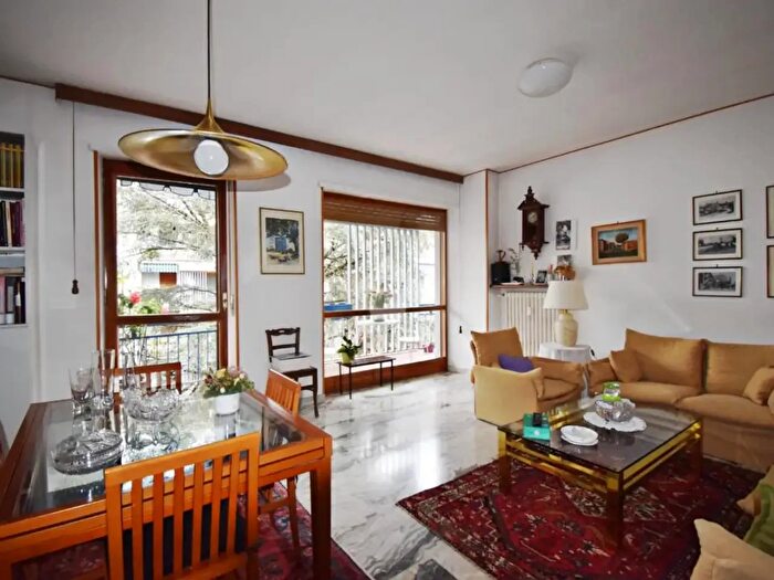 Appartamento con 5 locali in vendita in Via Pietro Crotta, Cascinette DIvrea