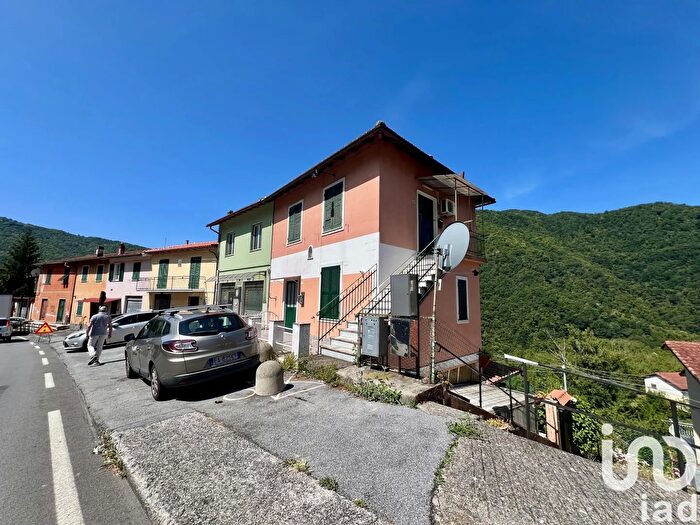 Appartamento con 5 locali in vendita in Via Aimone Martini, Bargagli