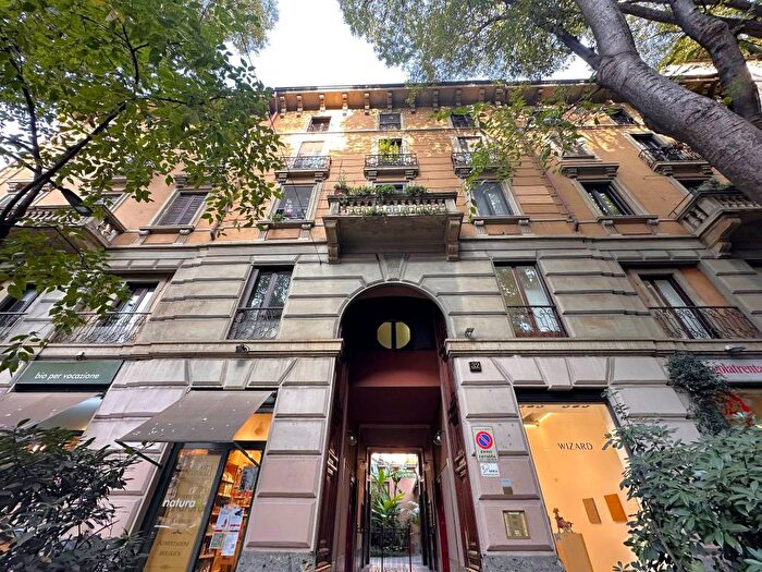 Appartamento monolocale in affitto in Via Vincenzo Monti, Vincenzo Monti, Milano