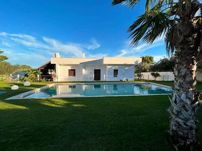 Casa con 5 locali in vendita in Contrada Fondo Orsa, Cinisi