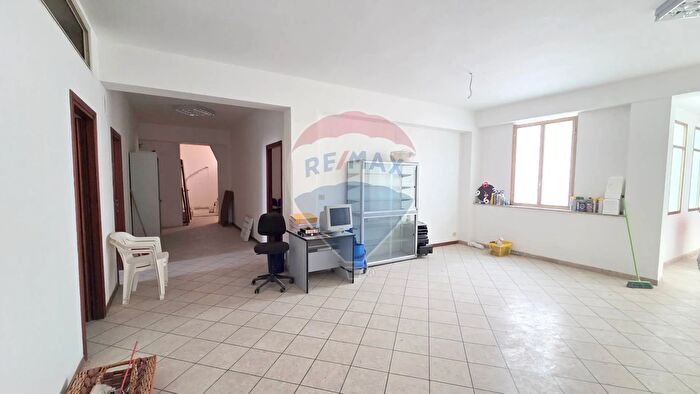 Appartamento con 7 locali in vendita in Mazara Del Vallo