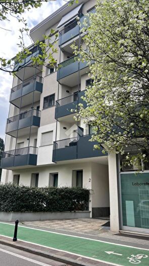 Appartamento trilocale in vendita in Via XXV Aprile, Novate Milanese