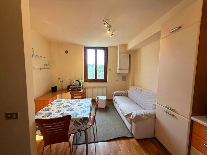 Appartamento trilocale in affitto in Siena