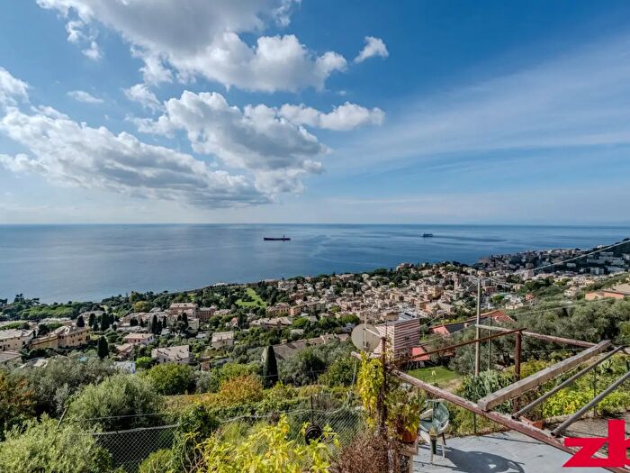 Casa con 15 locali in vendita in Via San Rocchino di Nervi, Genova