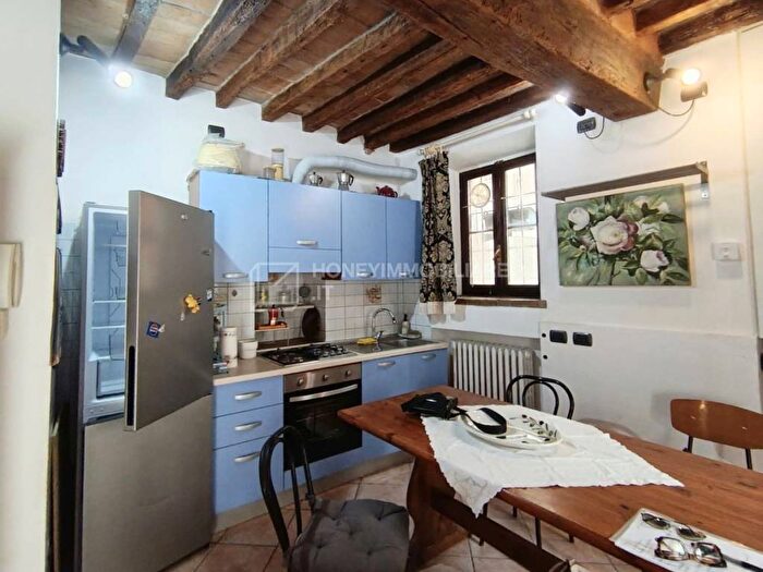 Appartamento monolocale in affitto in Borgo del Naviglio, Centro Storico, Parma