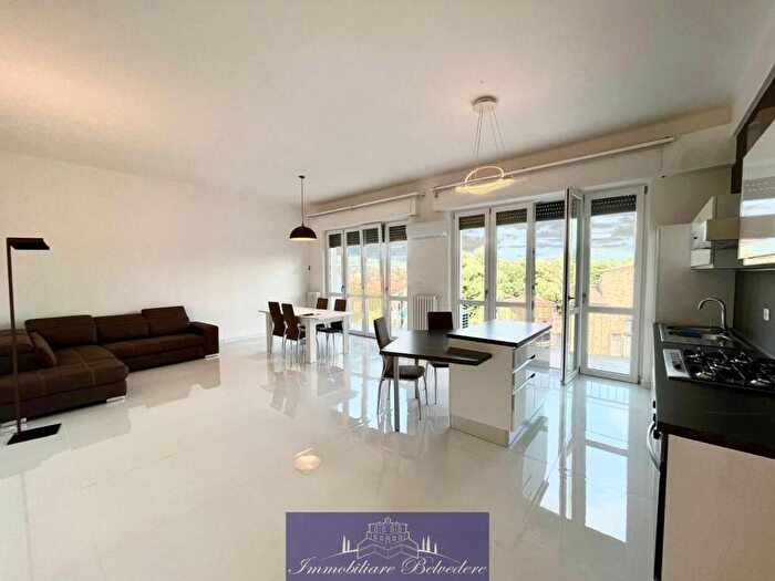 Appartamento trilocale in affitto in Via Sidney Sonnino, Alberti Bellariva, Firenze